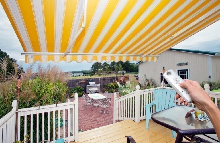 Motorized Retractable Awning with Remote
