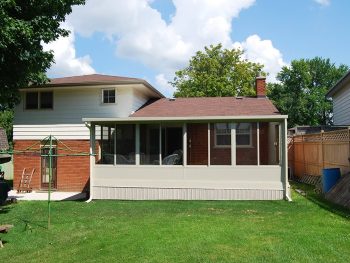 AristocratAwnings-ScreenRoom