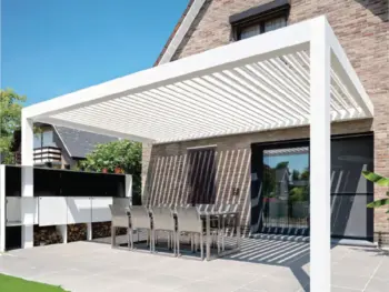 Sunspace - Louvered Roof Pergola2